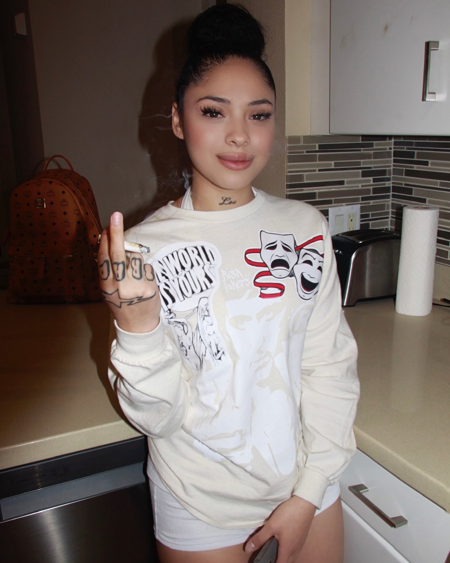 LIMITED SCARFACE “The World Is Yours” LongSleeve - Cream