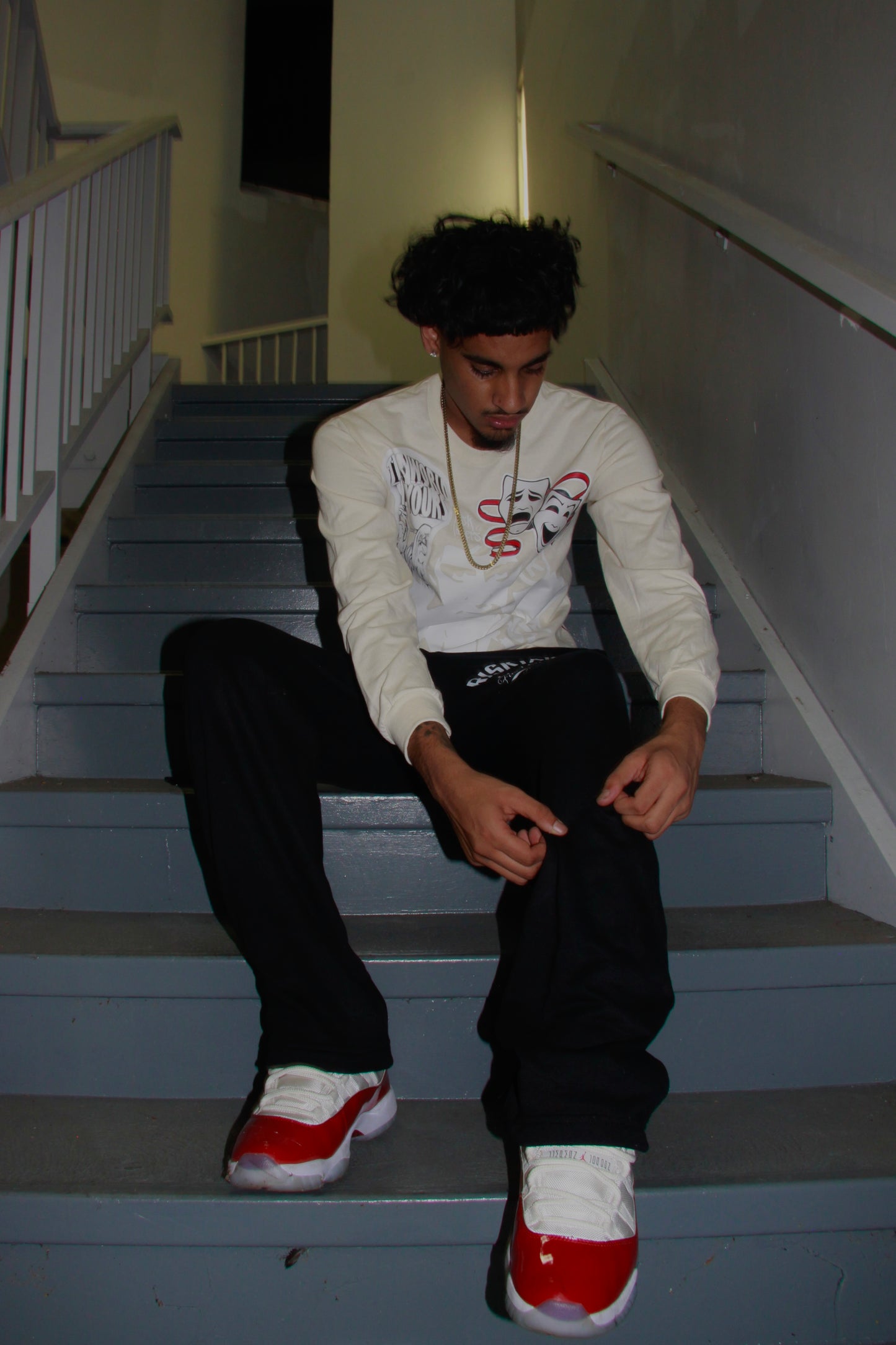 LIMITED SCARFACE “The World Is Yours” LongSleeve - Cream